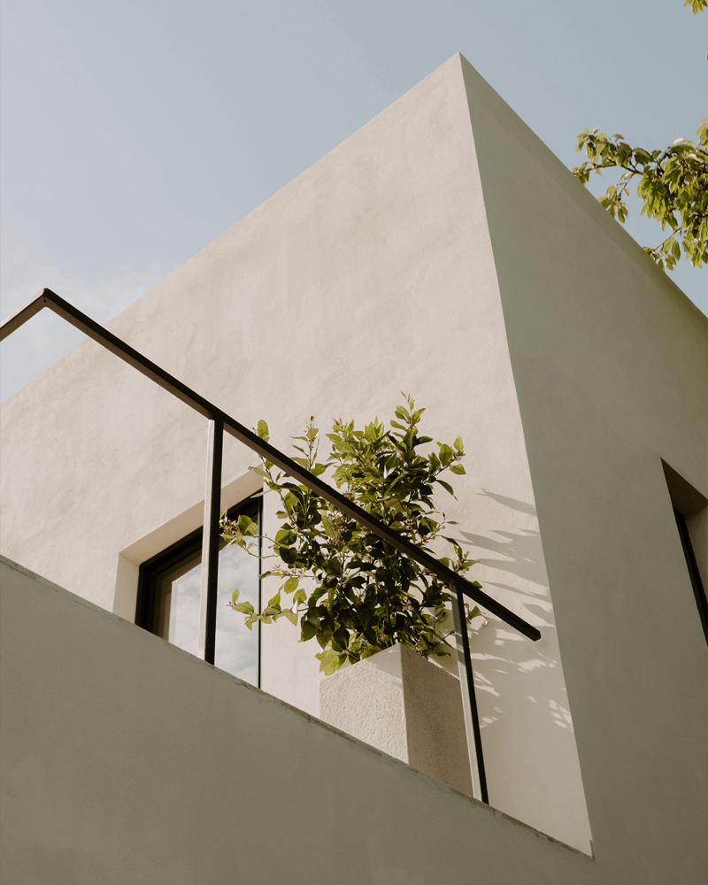 Minimalista apartman, mediterrán hangulat.